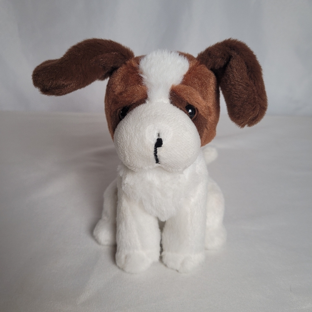 Our Generation by Battat Beagle Puppy Dog Plush Sitting 6"